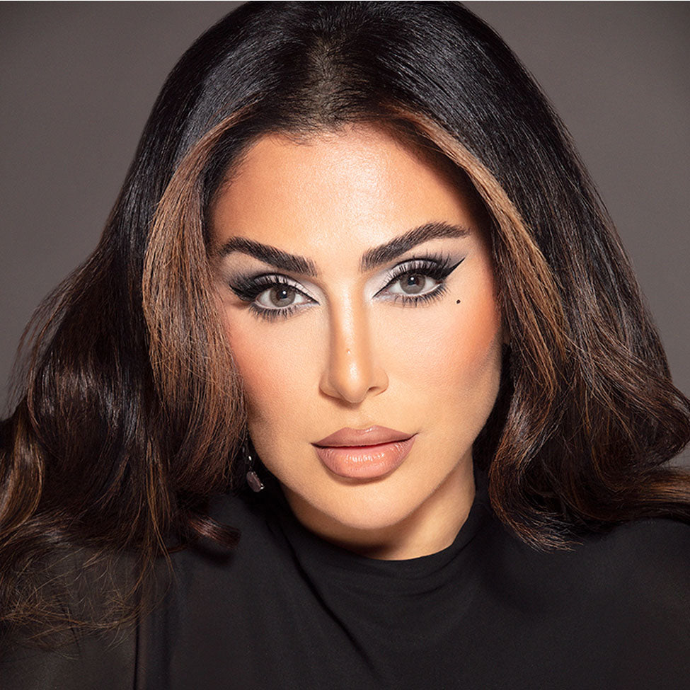 عدسات ملونة من ديفا ايتان