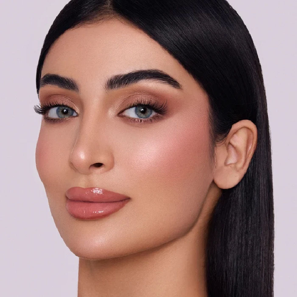 أنستازيا عدسات ملونة ايديكت ازرق