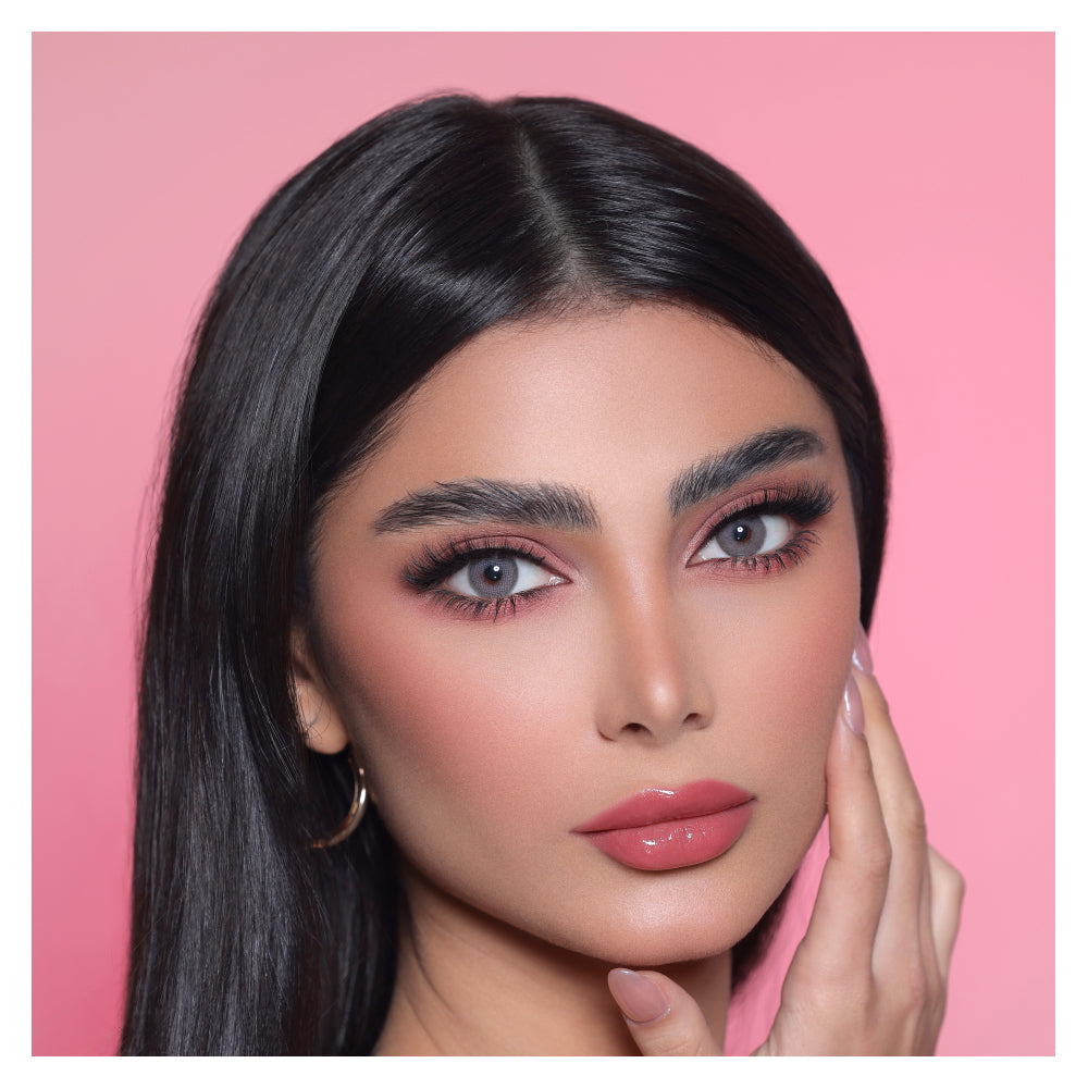 عدسات شهرية لون سيدار من ثري دي كالرز