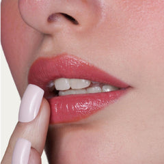 مرطب الشفاه موف فاتح 01 من لوكا