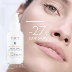 فيتشي واقي شمس سائل كابيتال سولاي SPF 50+ ملون مقاوم لعلامات تقدم سن مع النياسيناميد ابيض 40 مل